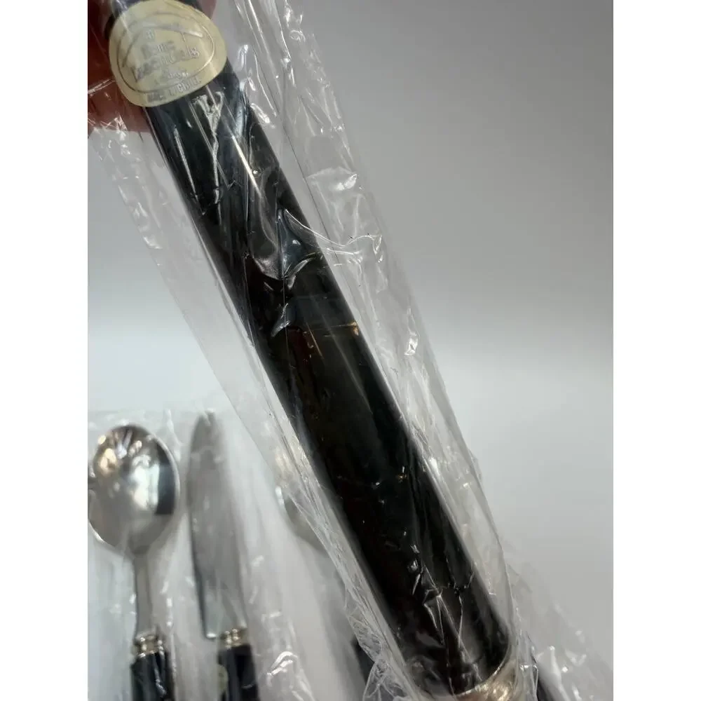 Astoria 20 Pc Flatware Set 18/10 Stainless Steel Home Essentials 2.58 lb New